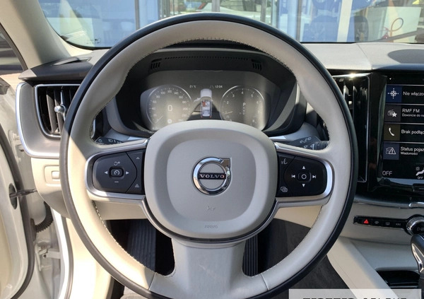 Volvo XC 60 cena 134900 przebieg: 124710, rok produkcji 2020 z Kraków małe 277